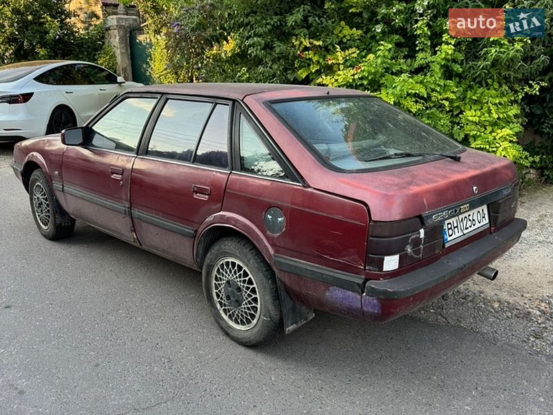 Хэтчбек Mazda 626 1987 в Одессе