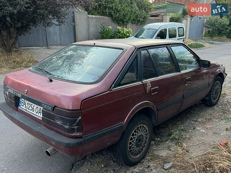 Хэтчбек Mazda 626 1987 в Одессе