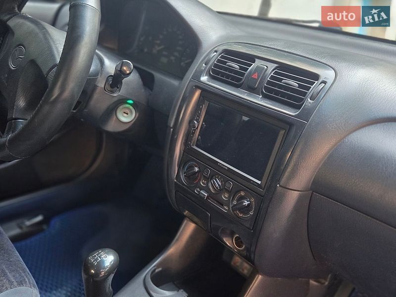 Седан Mazda 626 1998 в Дніпрі