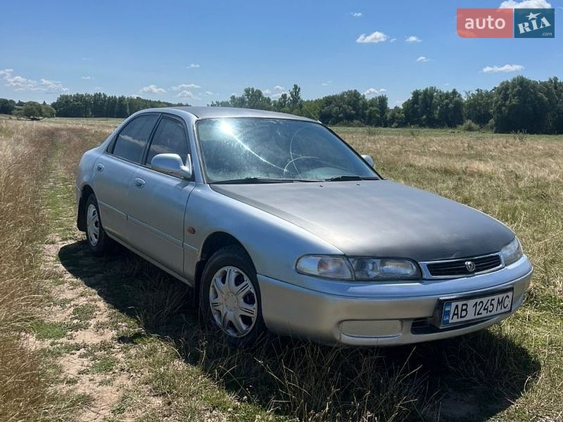 Седан Mazda 626 1997 в Гайсине