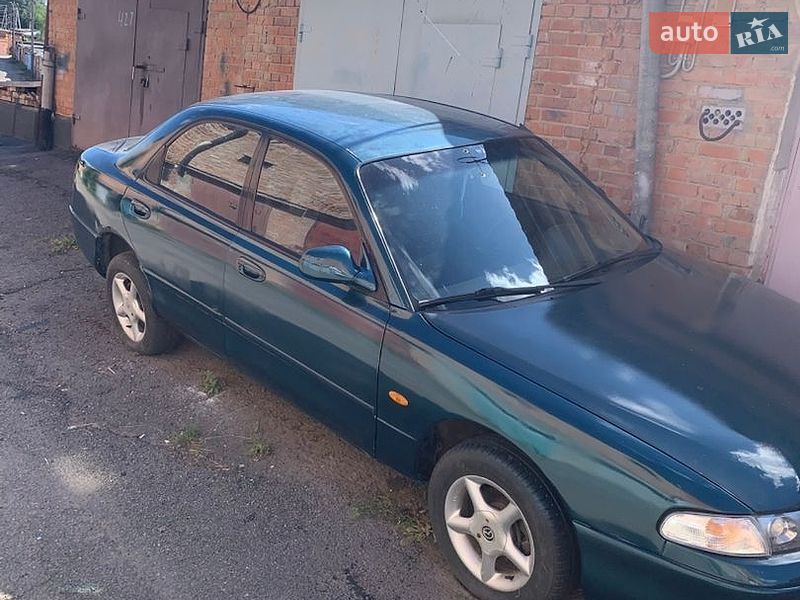 Седан Mazda 626 1994 в Виннице