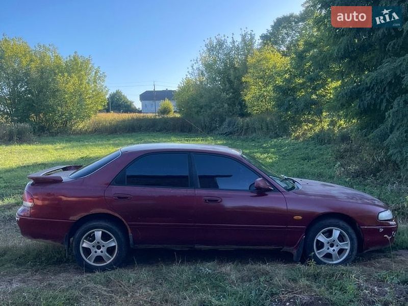 Седан Mazda 626 1992 в Жидачове