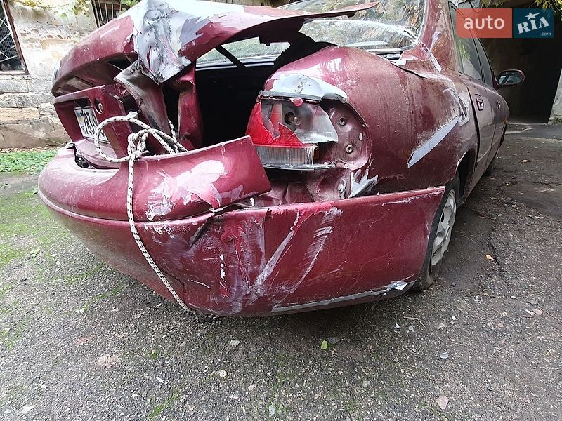 Седан Mazda 626 1994 в Одессе