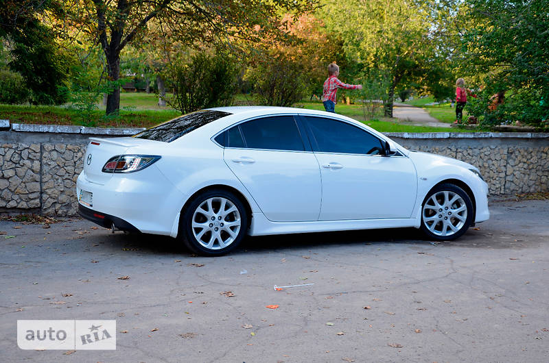 Седан Mazda 6 2010 в Одессе