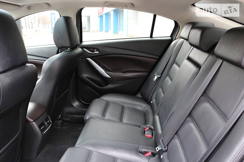 Седан Mazda 6 2015 в Києві