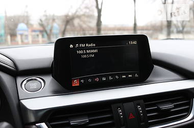 Седан Mazda 6 2015 в 