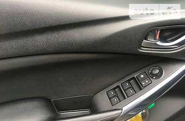 Седан Mazda 6 2015 в 