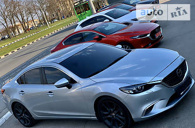 Седан Mazda 6 2015 в 