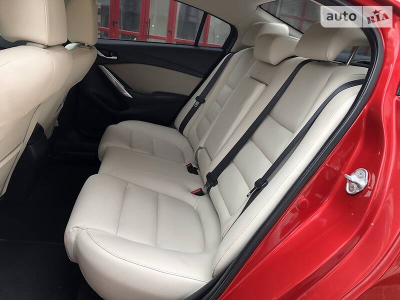 Седан Mazda 6 2015 в Івано-Франківську