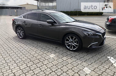 Седан Mazda 6 2015 в 