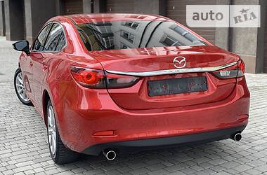 Седан Mazda 6 2015 в 