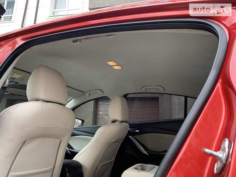 Седан Mazda 6 2015 в Івано-Франківську