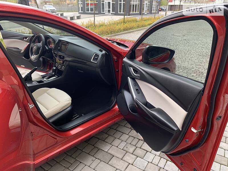 Седан Mazda 6 2015 в Івано-Франківську