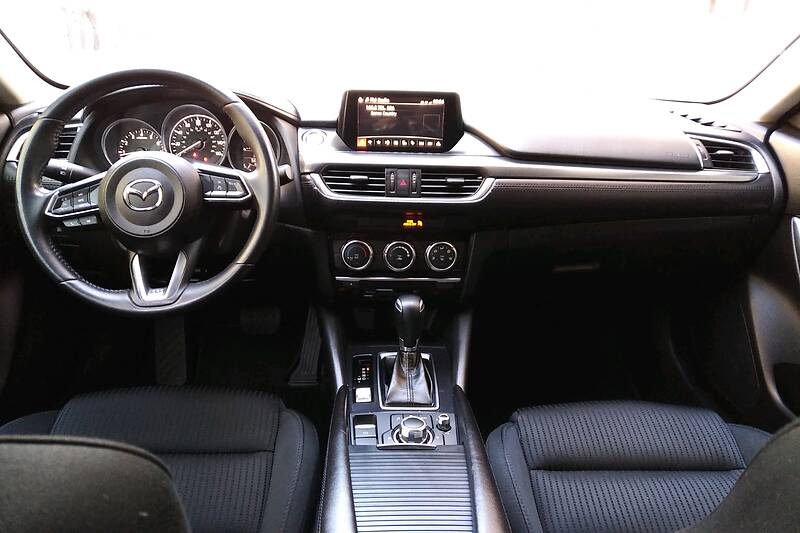 Седан Mazda 6 2017 в Дніпрі
