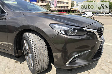 Седан Mazda 6 2015 в 