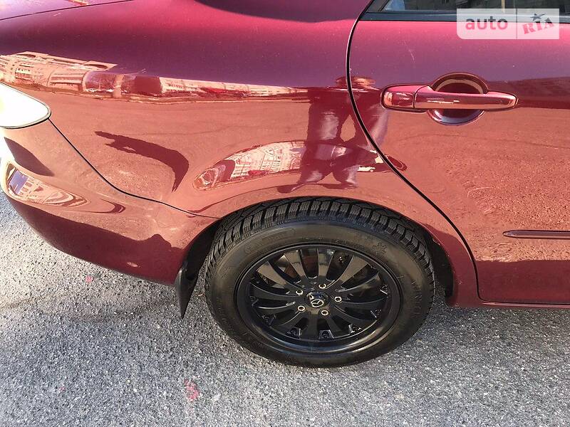 Седан Mazda 6 2002 в Запоріжжі