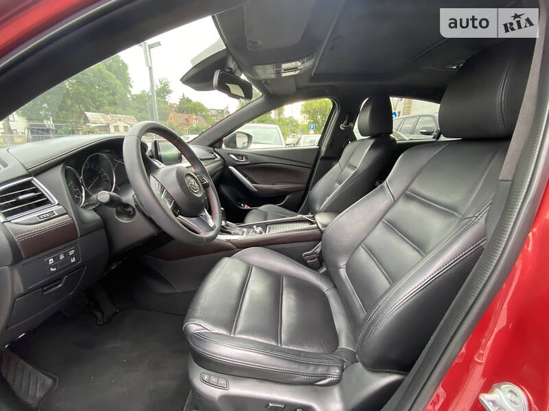 Седан Mazda 6 2015 в Львові