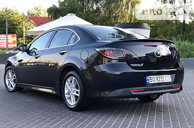 Седан Mazda 6 2010 в 