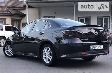 Седан Mazda 6 2010 в 