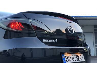 Седан Mazda 6 2010 в 