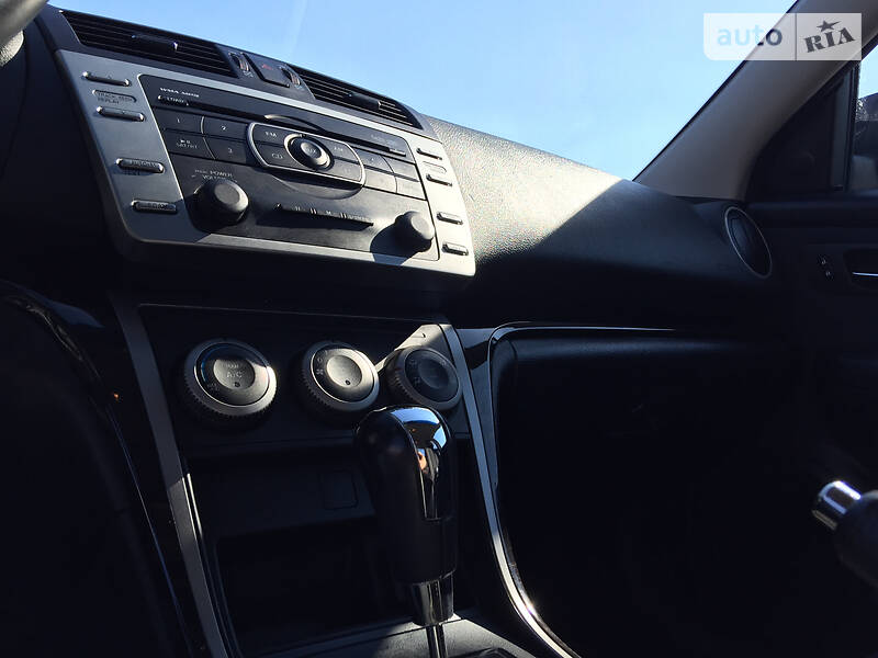 Седан Mazda 6 2011 в Львові
