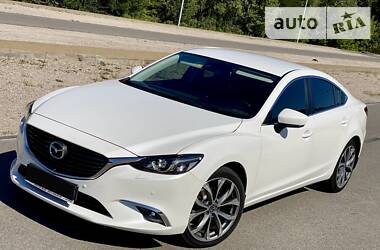 Седан Mazda 6 2017 в Днепре