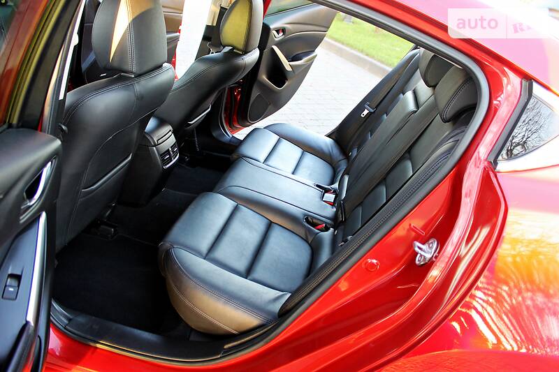 Седан Mazda 6 2014 в Стрию