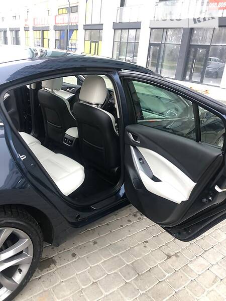 Седан Mazda 6 2017 в Львове
