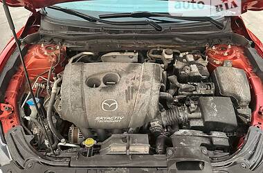Седан Mazda 6 2016 в 