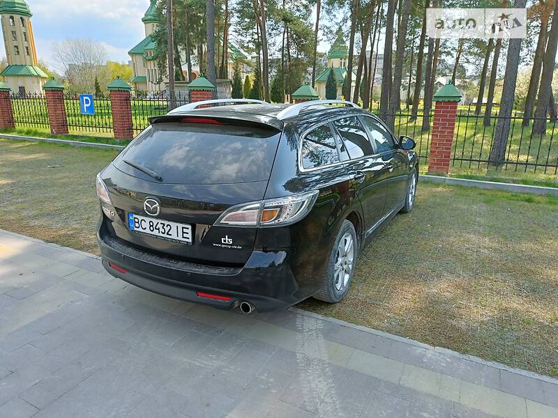 Универсал Mazda 6 2011 в Новояворовске