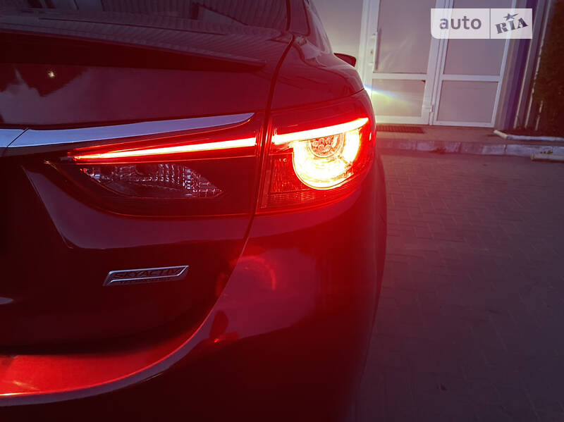 Седан Mazda 6 2016 в Хмельницком