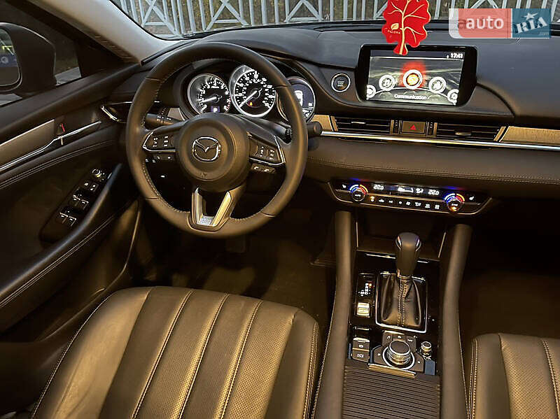 Седан Mazda 6 2020 в Киеве