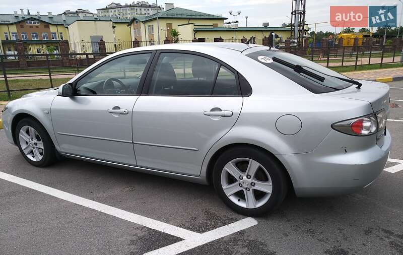 Лифтбек Mazda 6 2006 в Киеве