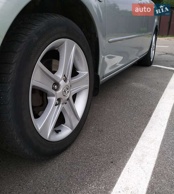 Лифтбек Mazda 6 2006 в Киеве
