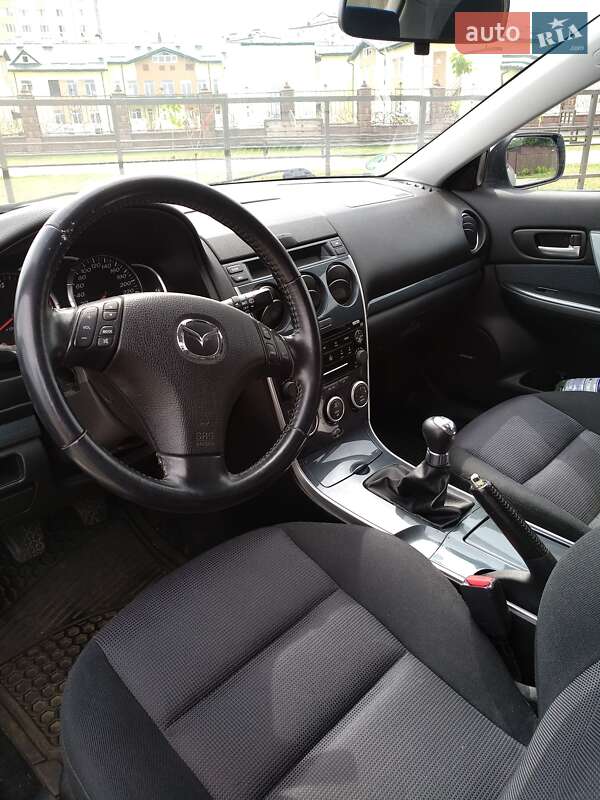 Лифтбек Mazda 6 2006 в Киеве