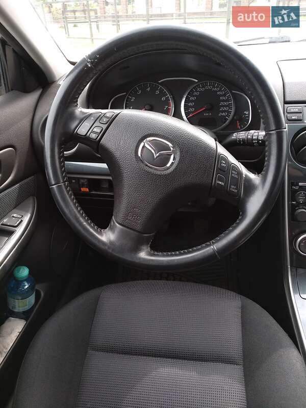 Лифтбек Mazda 6 2006 в Киеве