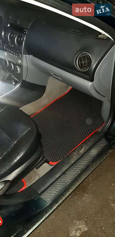 Седан Mazda 6 2003 в Запорожье