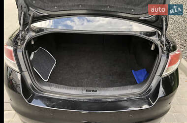 Седан Mazda 6 2011 в 