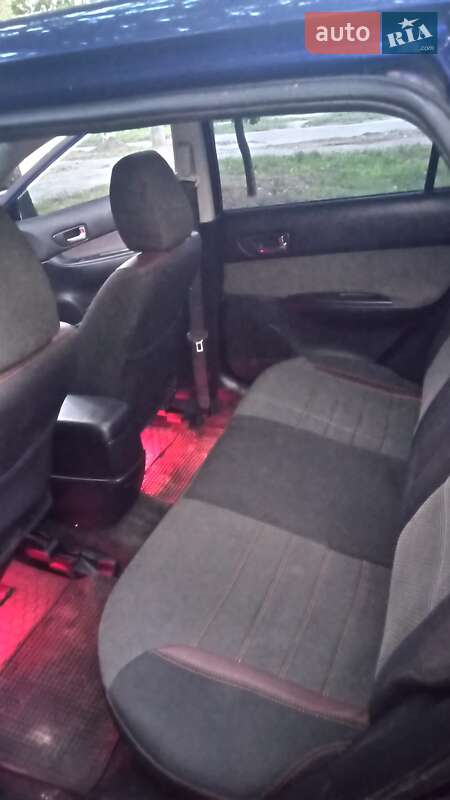 Универсал Mazda 6 2004 в Киеве