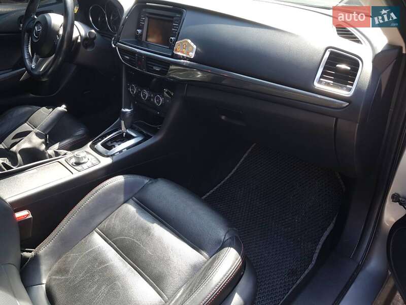 Седан Mazda 6 2013 в Кам'янському