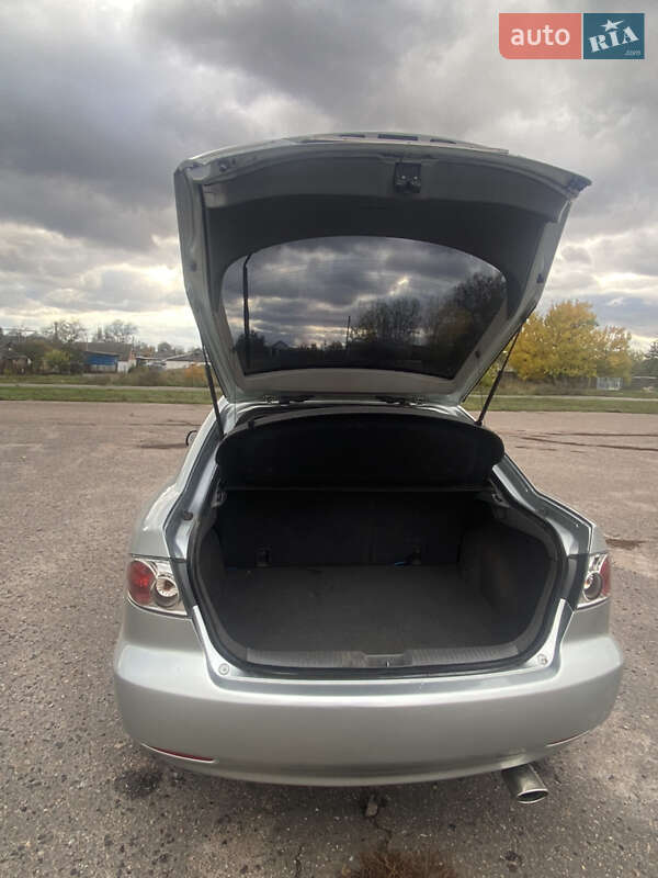 Лифтбек Mazda 6 2003 в Карловке