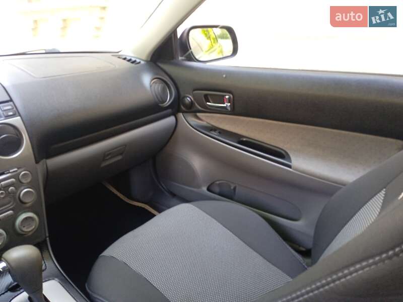 Седан Mazda 6 2004 в Локачах