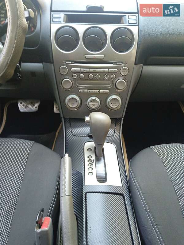 Седан Mazda 6 2004 в Локачах