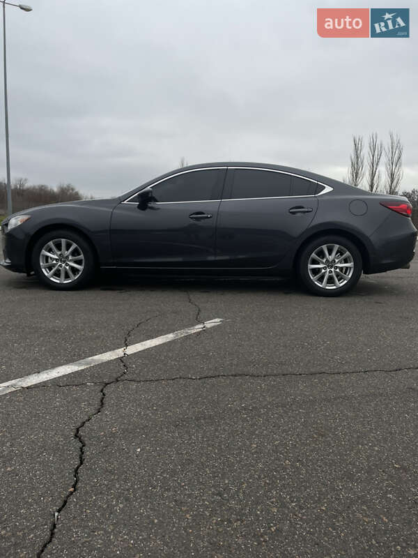 Седан Mazda 6 2015 в Кривом Роге