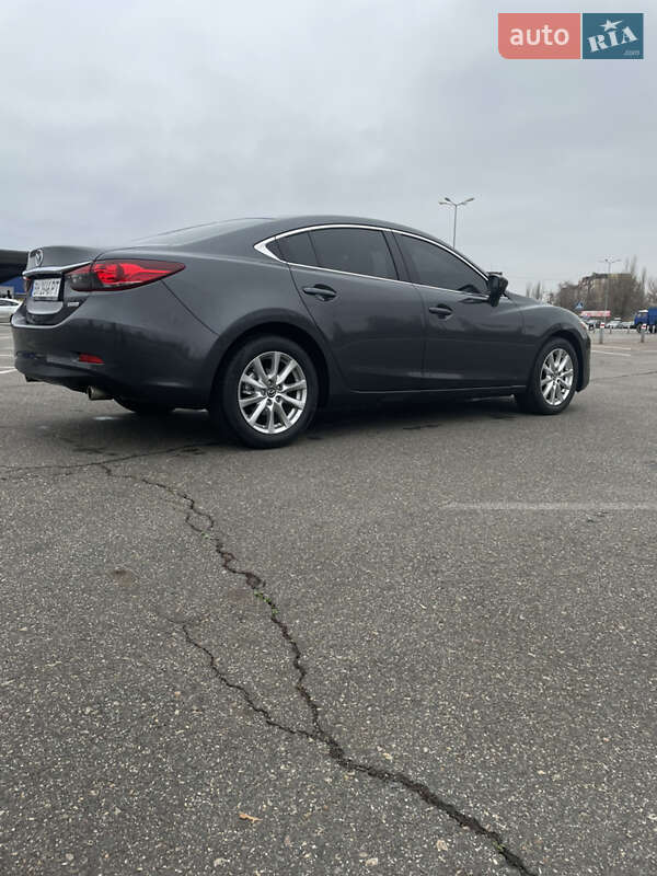 Седан Mazda 6 2015 в Кривом Роге