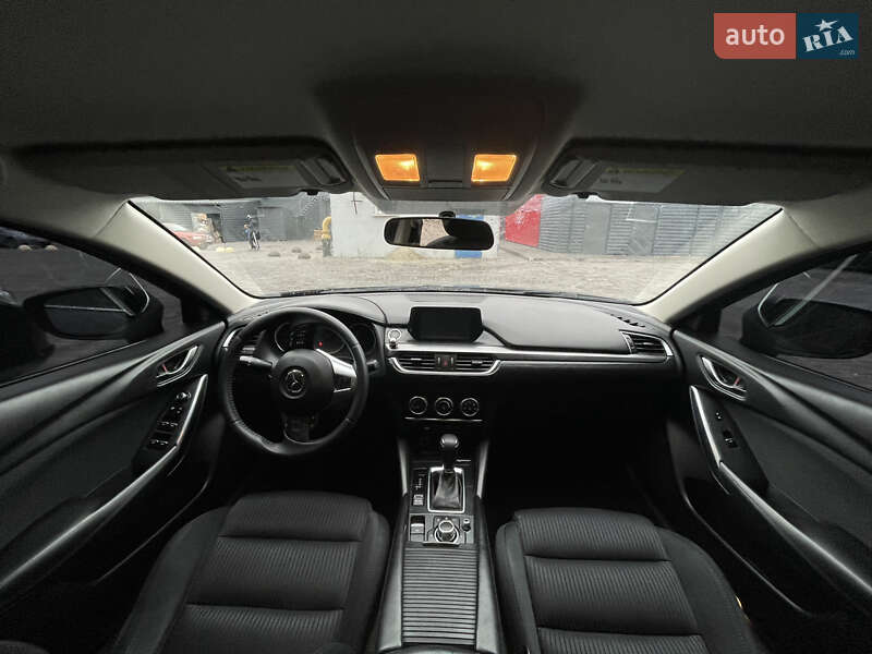 Седан Mazda 6 2015 в Кривом Роге