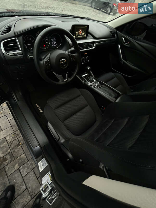 Седан Mazda 6 2015 в Кривом Роге