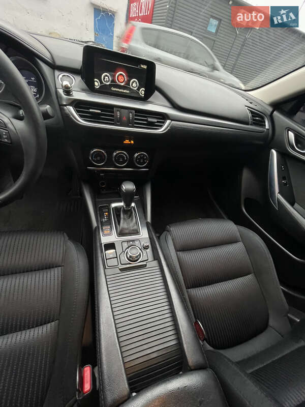 Седан Mazda 6 2015 в Кривом Роге