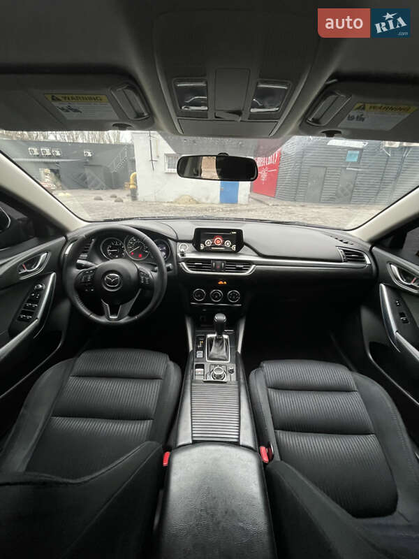 Седан Mazda 6 2015 в Кривом Роге