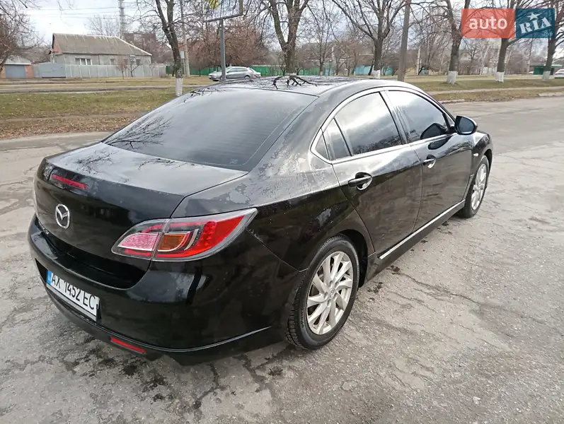 Седан Mazda 6 2010 в 